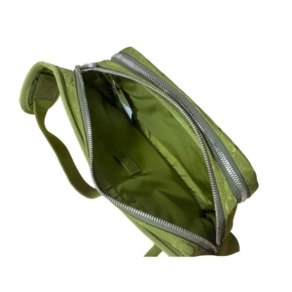 GUCCI off the grid LIMITED EDITION large waist bag sage green - Picture 6 of 7